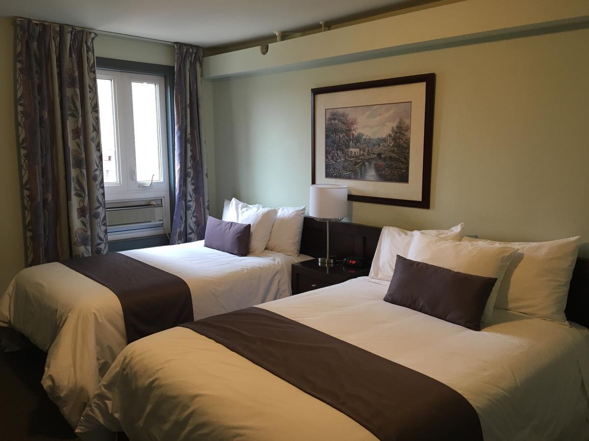 Auberge Centre Ville Saguenay Ngoại thất bức ảnh
