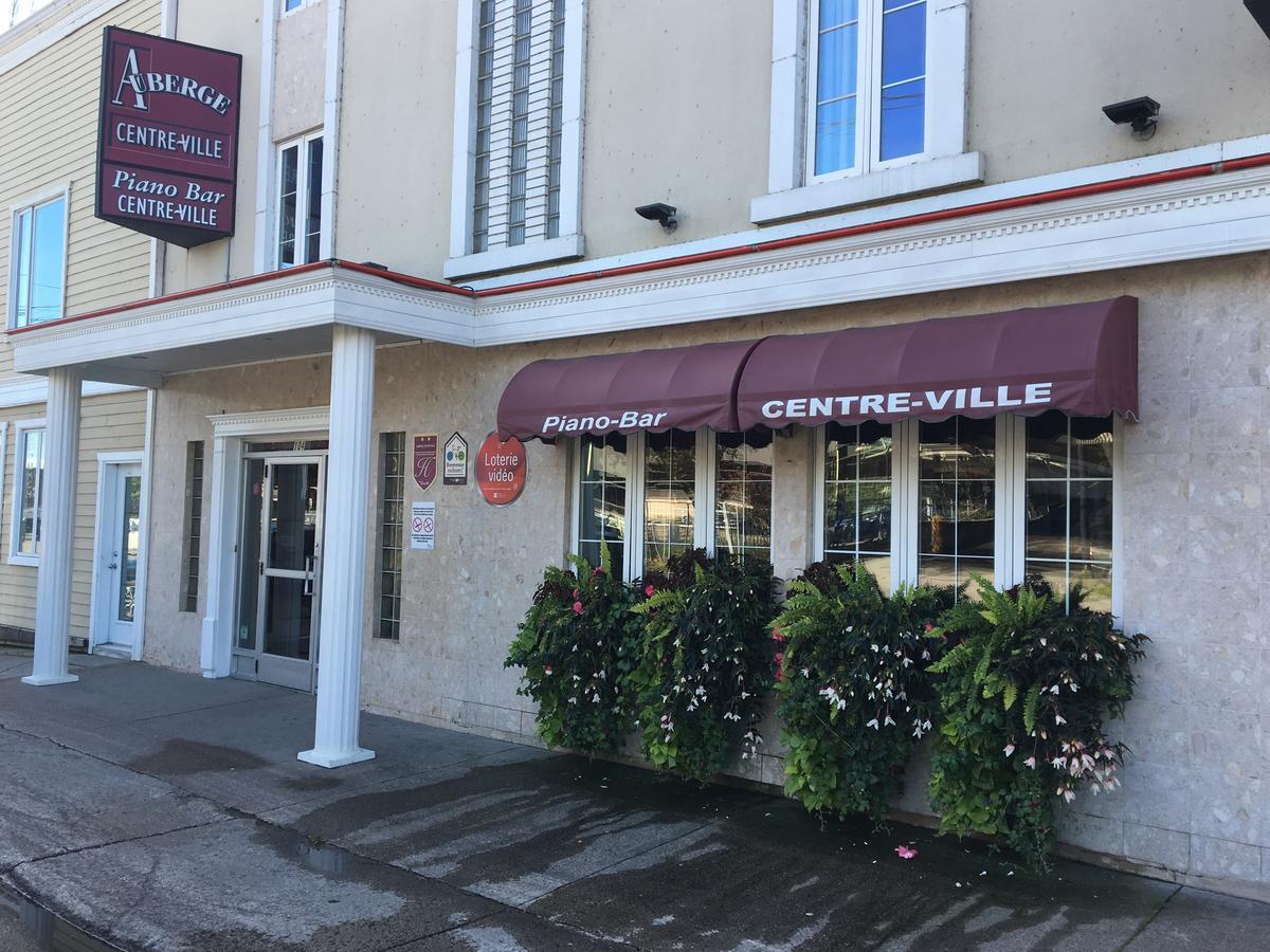 Auberge Centre Ville Saguenay Ngoại thất bức ảnh