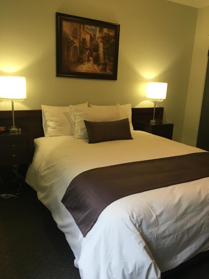 Auberge Centre Ville Saguenay Ngoại thất bức ảnh